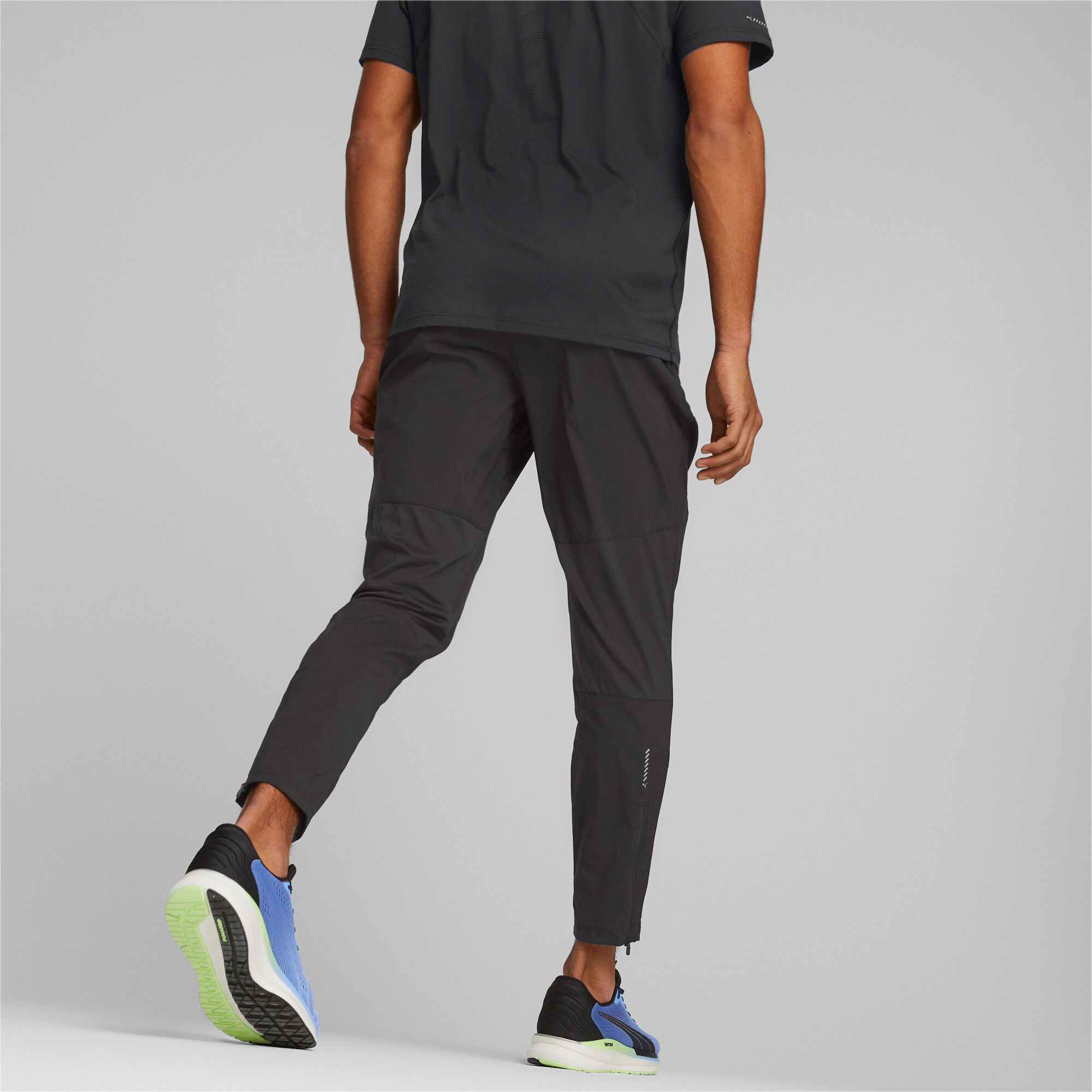 Run Tapered Woven Laufhose Herren - Schwarz