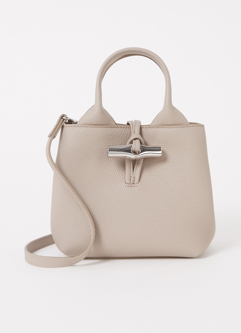 Bolsa Longchamp Le Roseau XS em couro com alça de ombro removível.