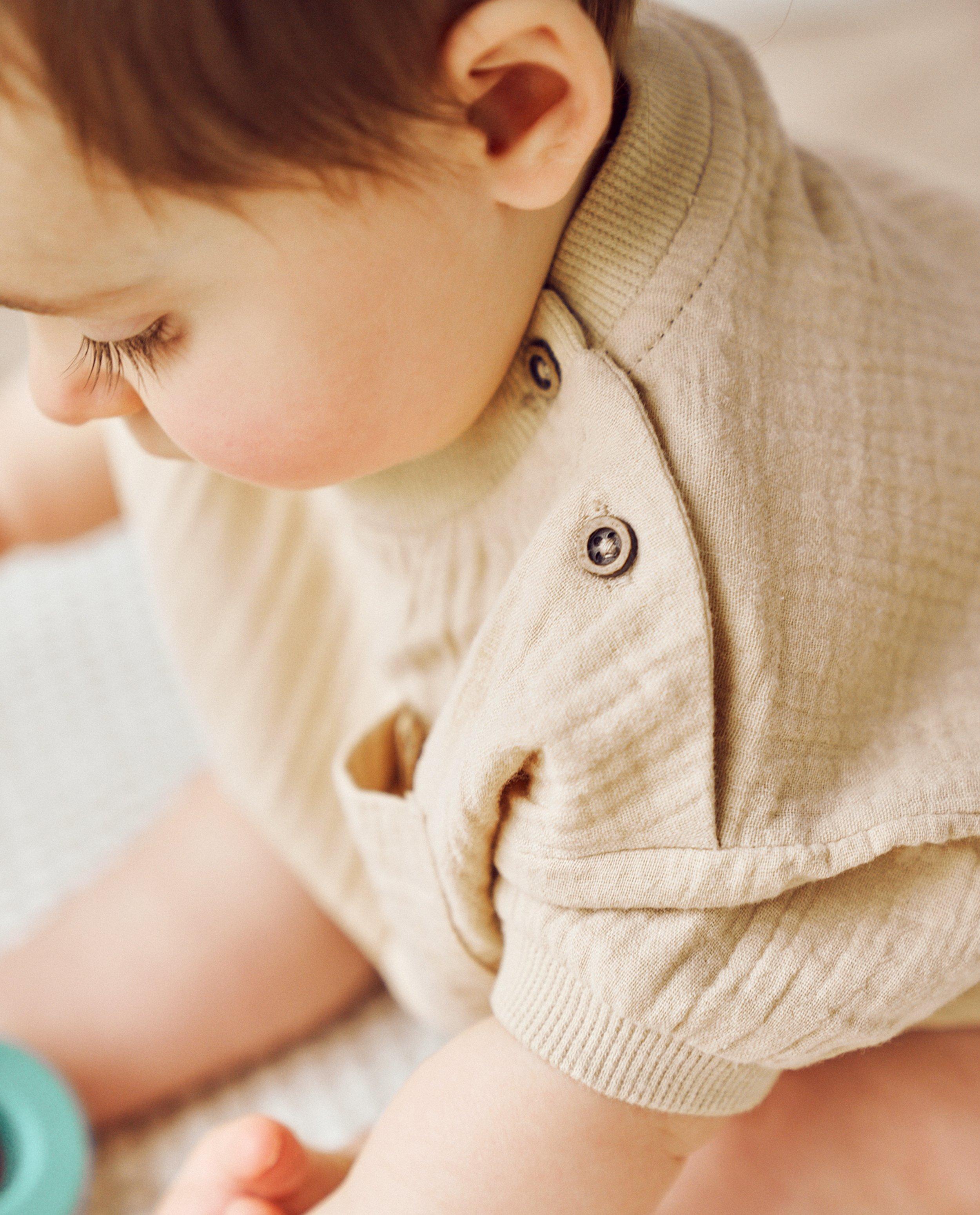 Tricou Cuddles and Smiles van tetra bej