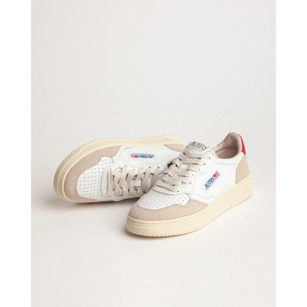 Autry Medalist W Low Suede AULWLS43 / weiss