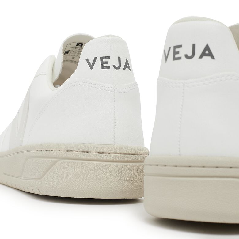 Veja WMNS V-10 full white