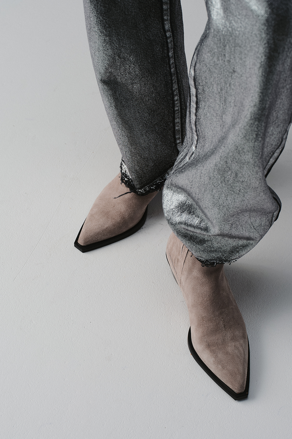 CPH244 suede light stone