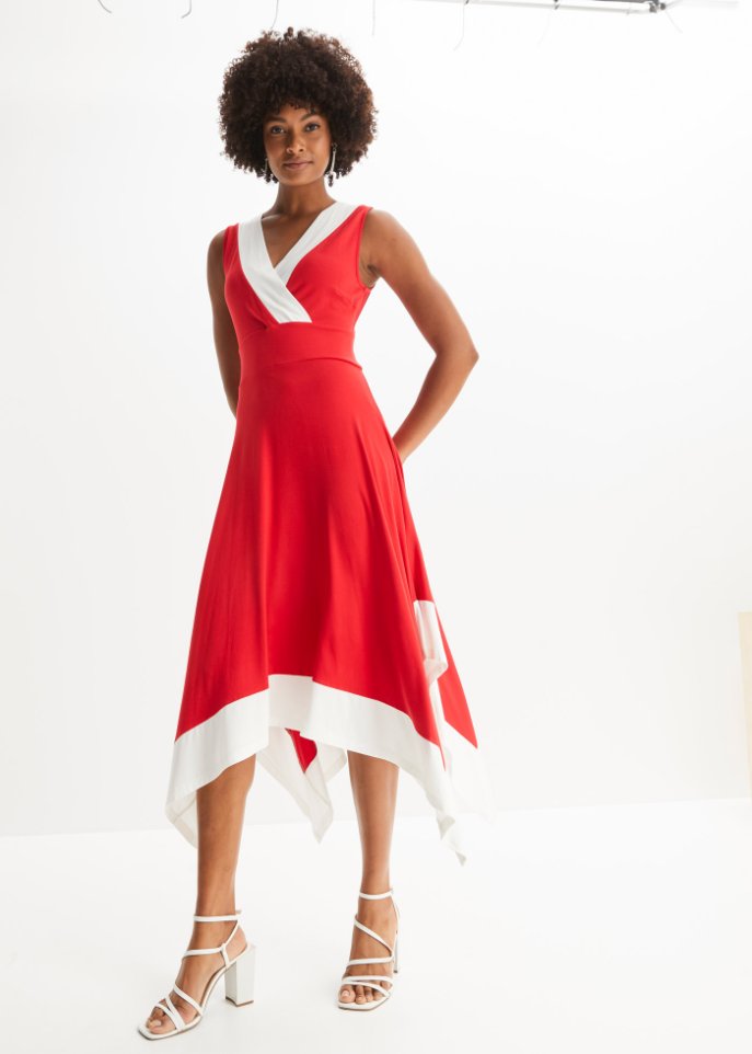 Midikleid mit weitem Rock