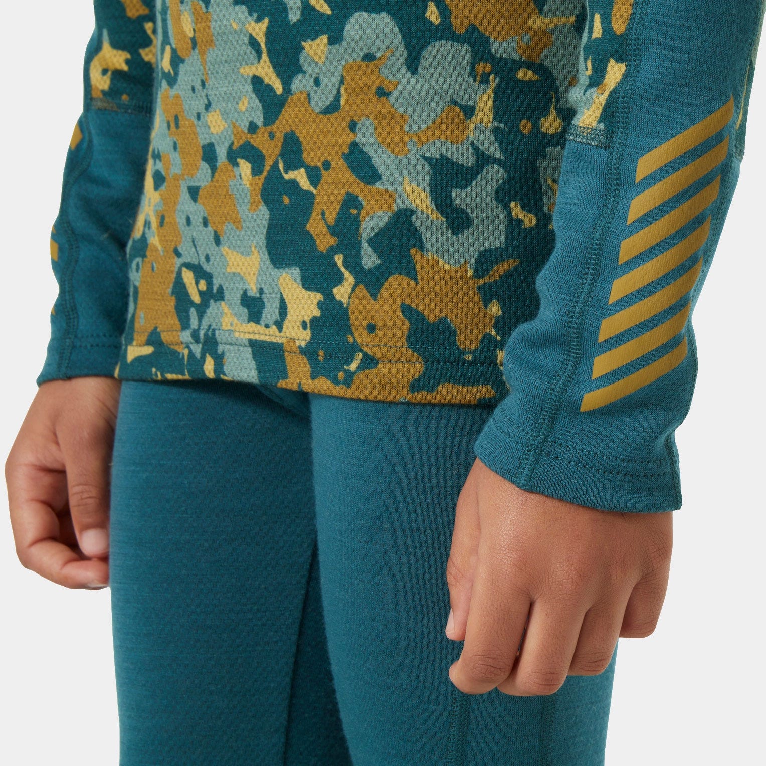 Juniors' Graphic LIFA® Merino Base Layer Set