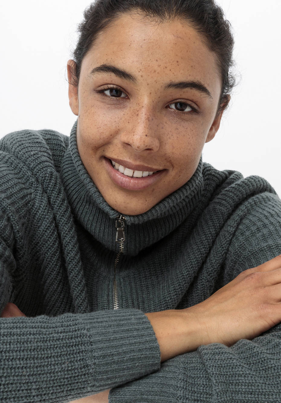 Strickjacke aus Bio-Merinowolle mit Kaschmir