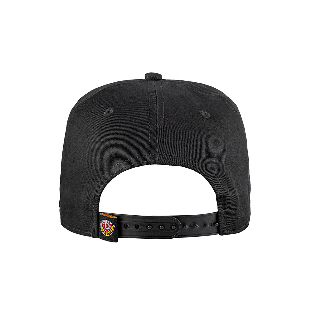 Basecap EMBOSSED Snapback schwarz