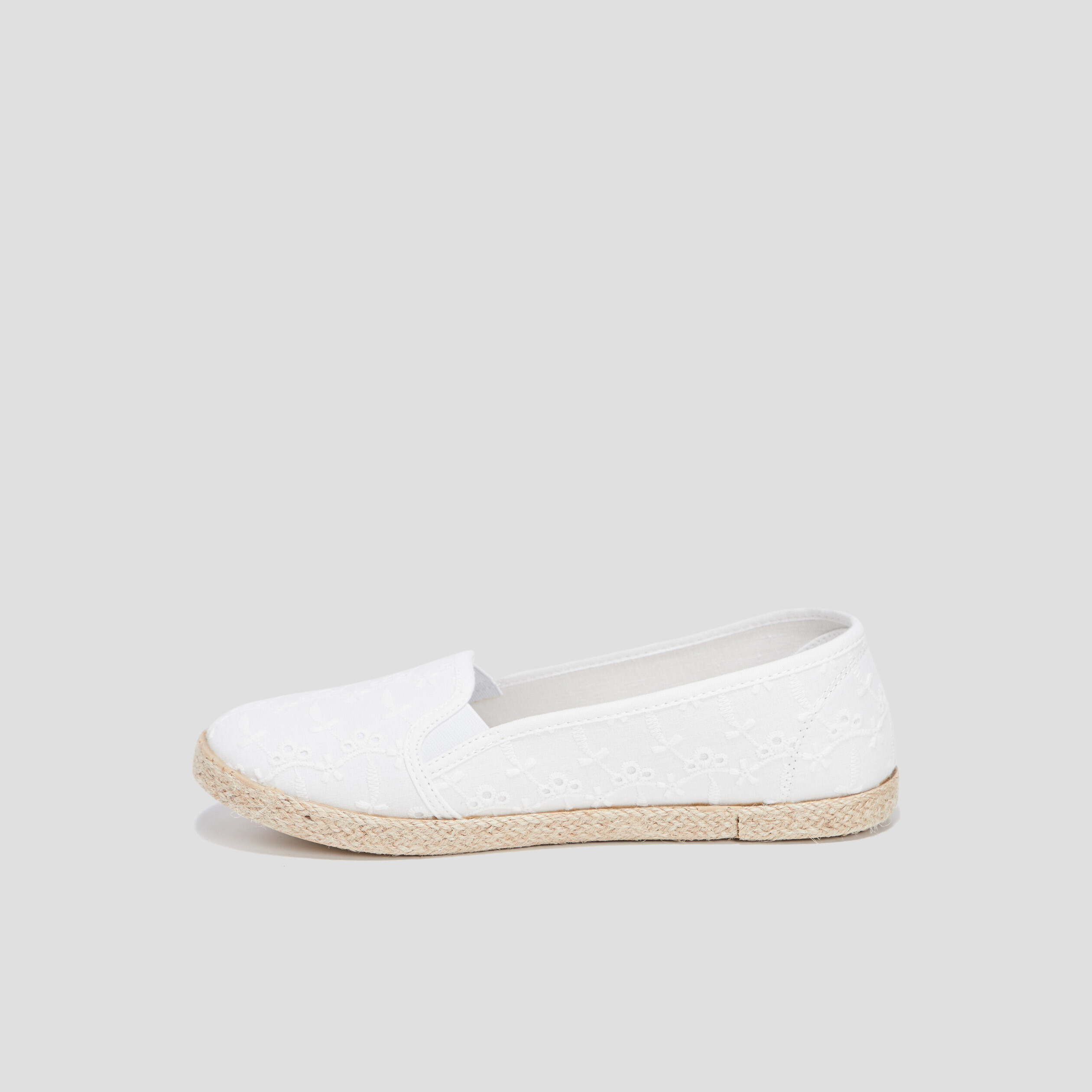 Ballerines brodées en toile blanc femme | La Halle