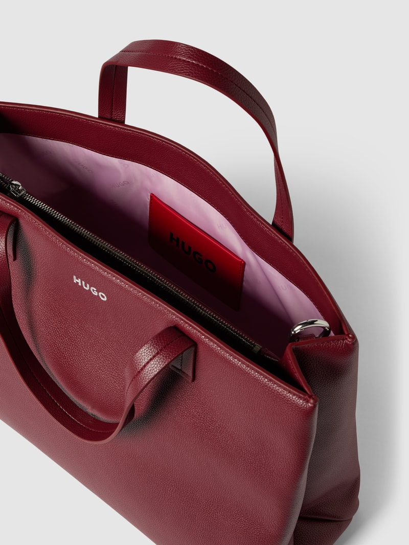 Shopper mit Label-Prägung Modell 'BEL' in bordeaux rot