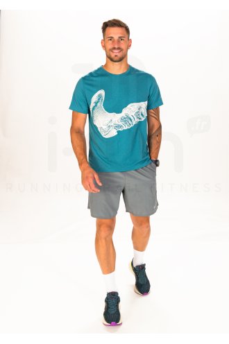 Nike UV Miler Run Division M