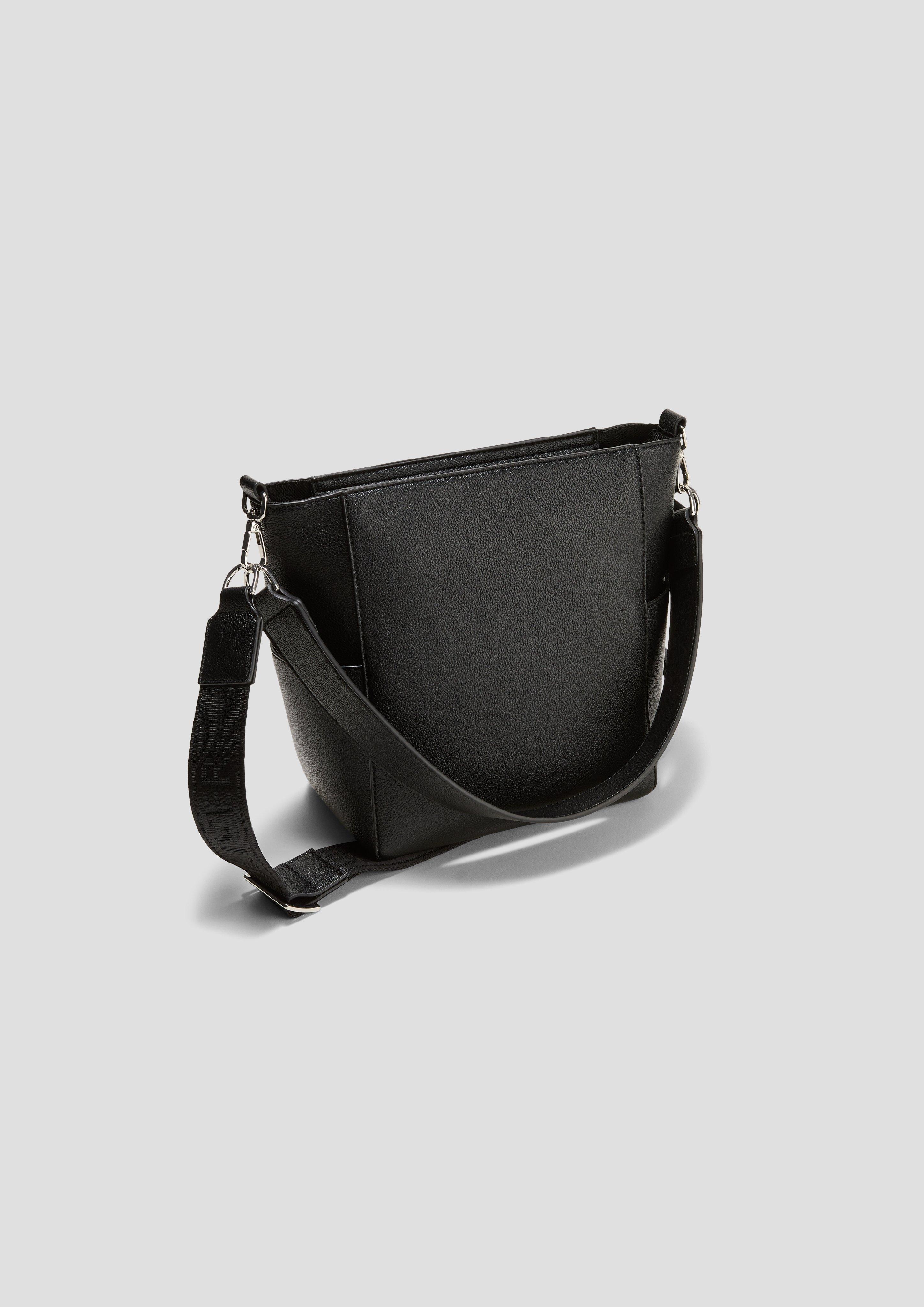 Shoulder Bag mit Logo-Schultergurt  2141328-9999