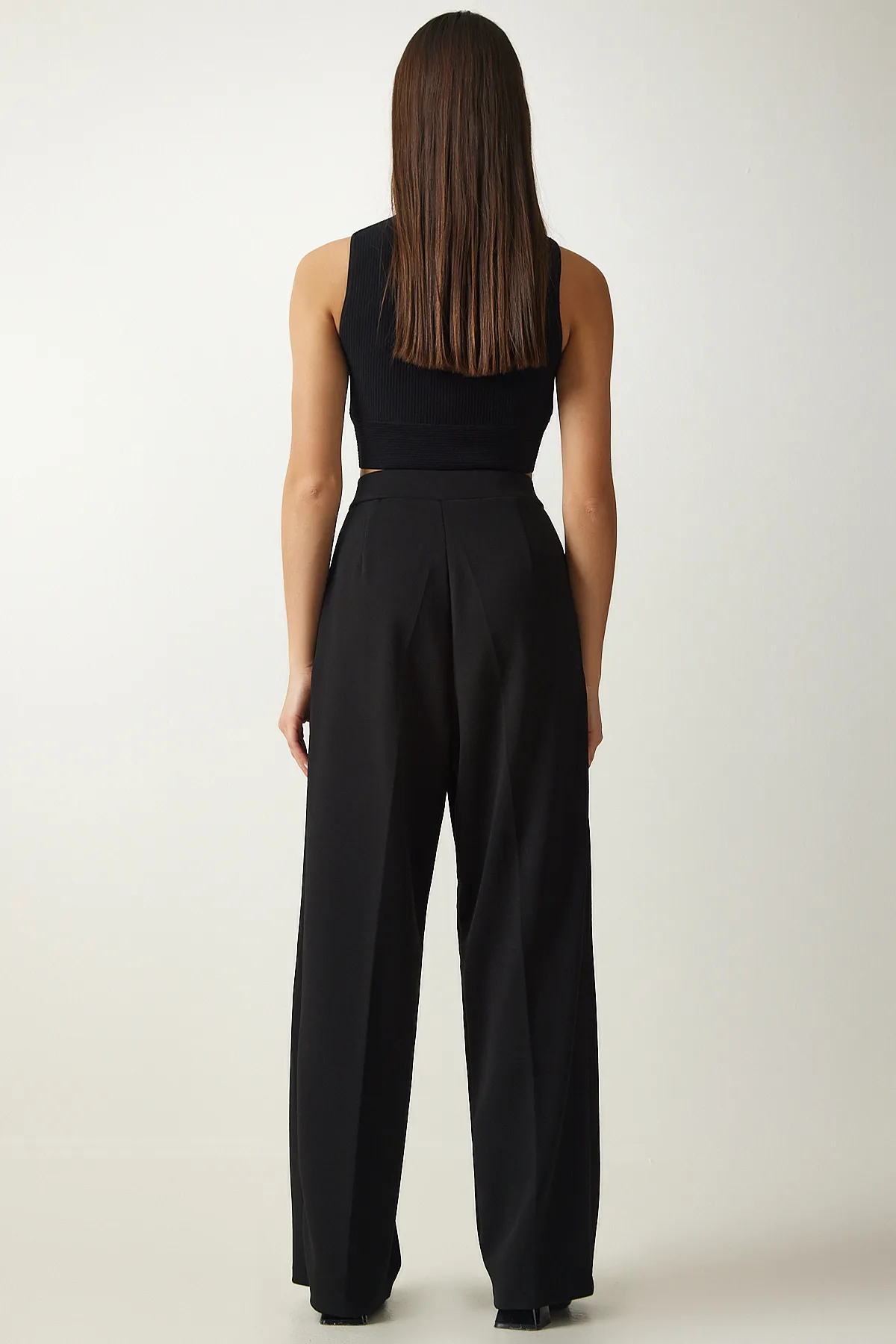 Happiness İstanbul  Schwarze Palazzo-Hose mit Falten für Damen DW00004