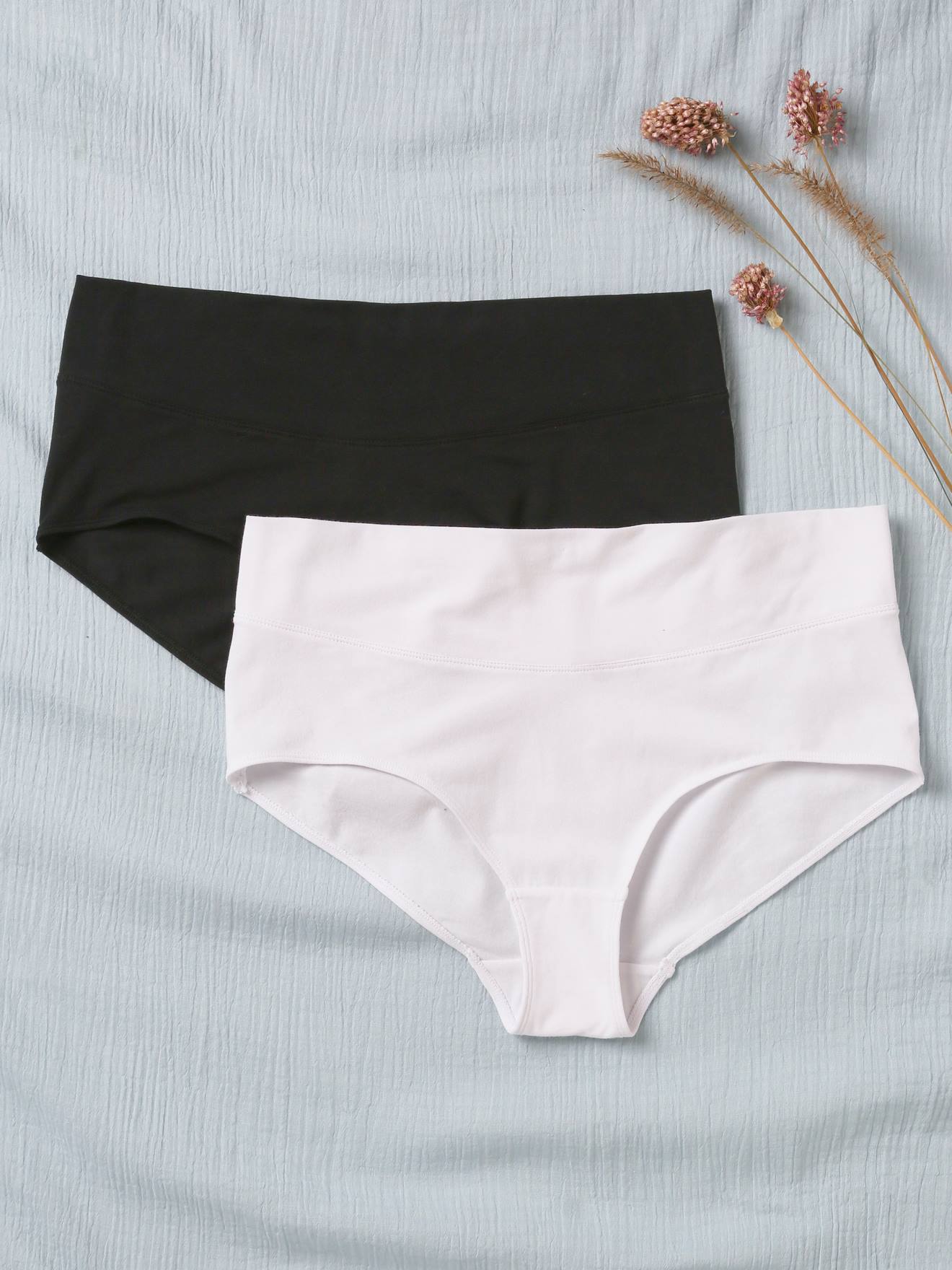 Shorty de grossesse en coton bio noir