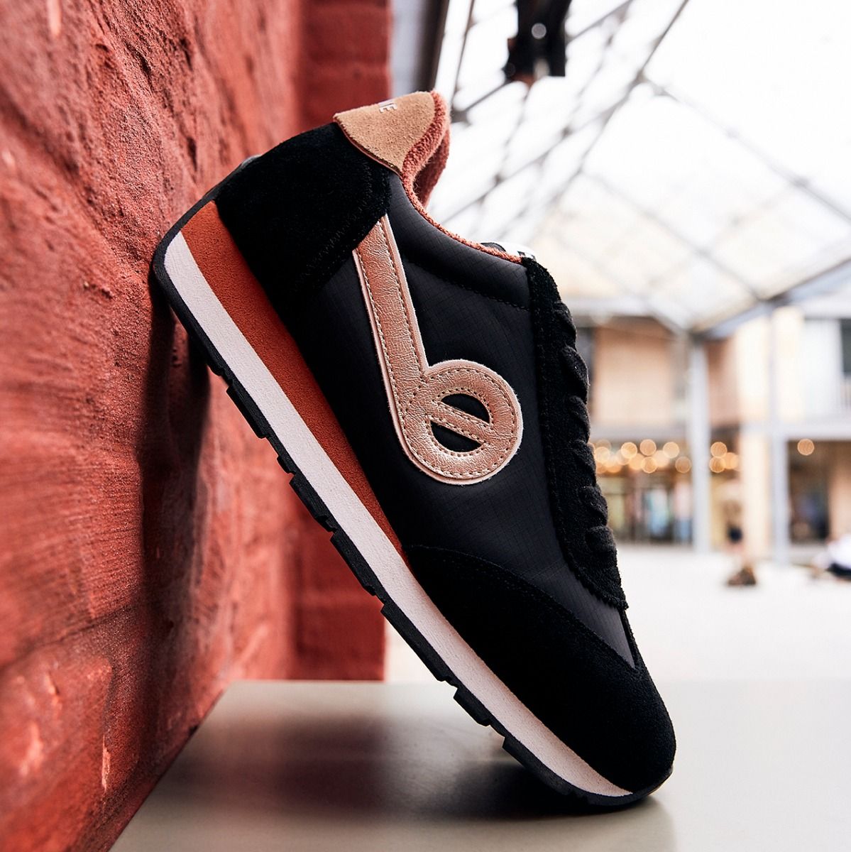 No Name  CITY RUN JOGGER SUEDE/CAMPER - noir