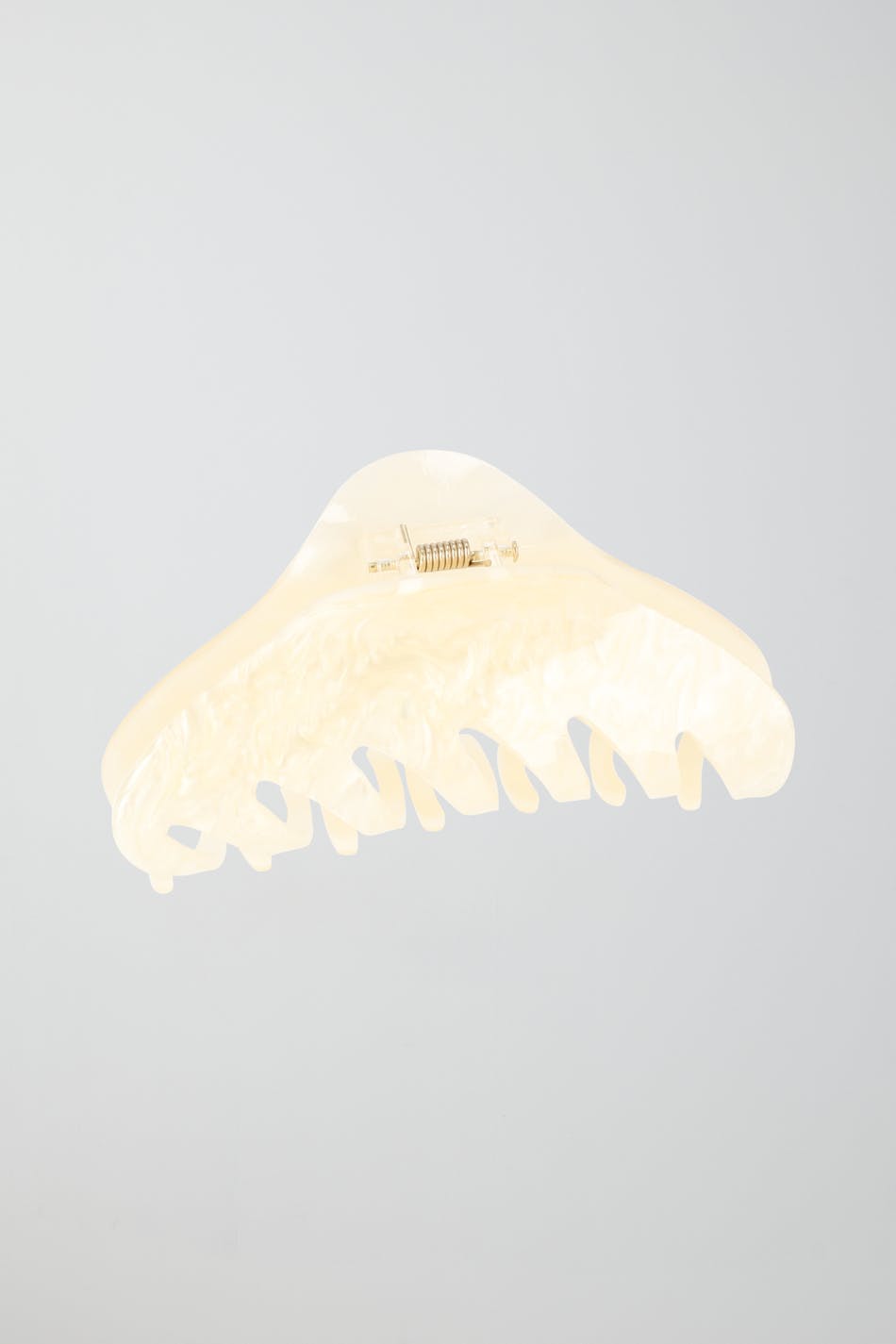 Medium hair clip