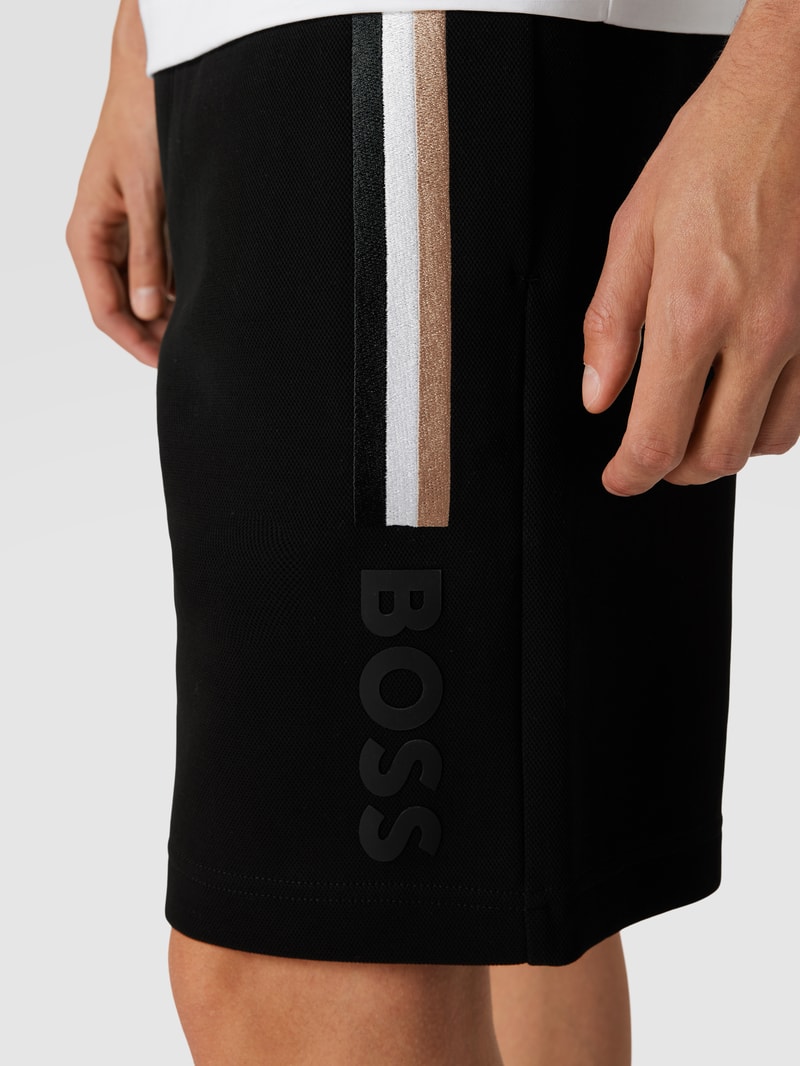 Sweatshorts mit Galonstreifen Modell 'Lamson' in schwarz