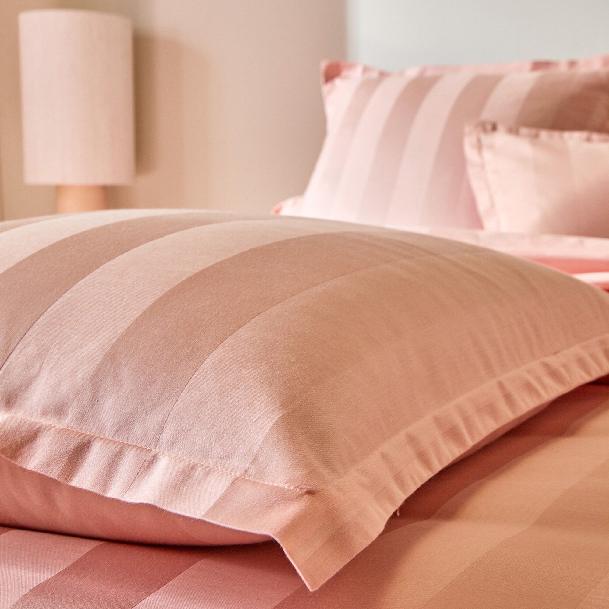 Linge de lit satin rayé