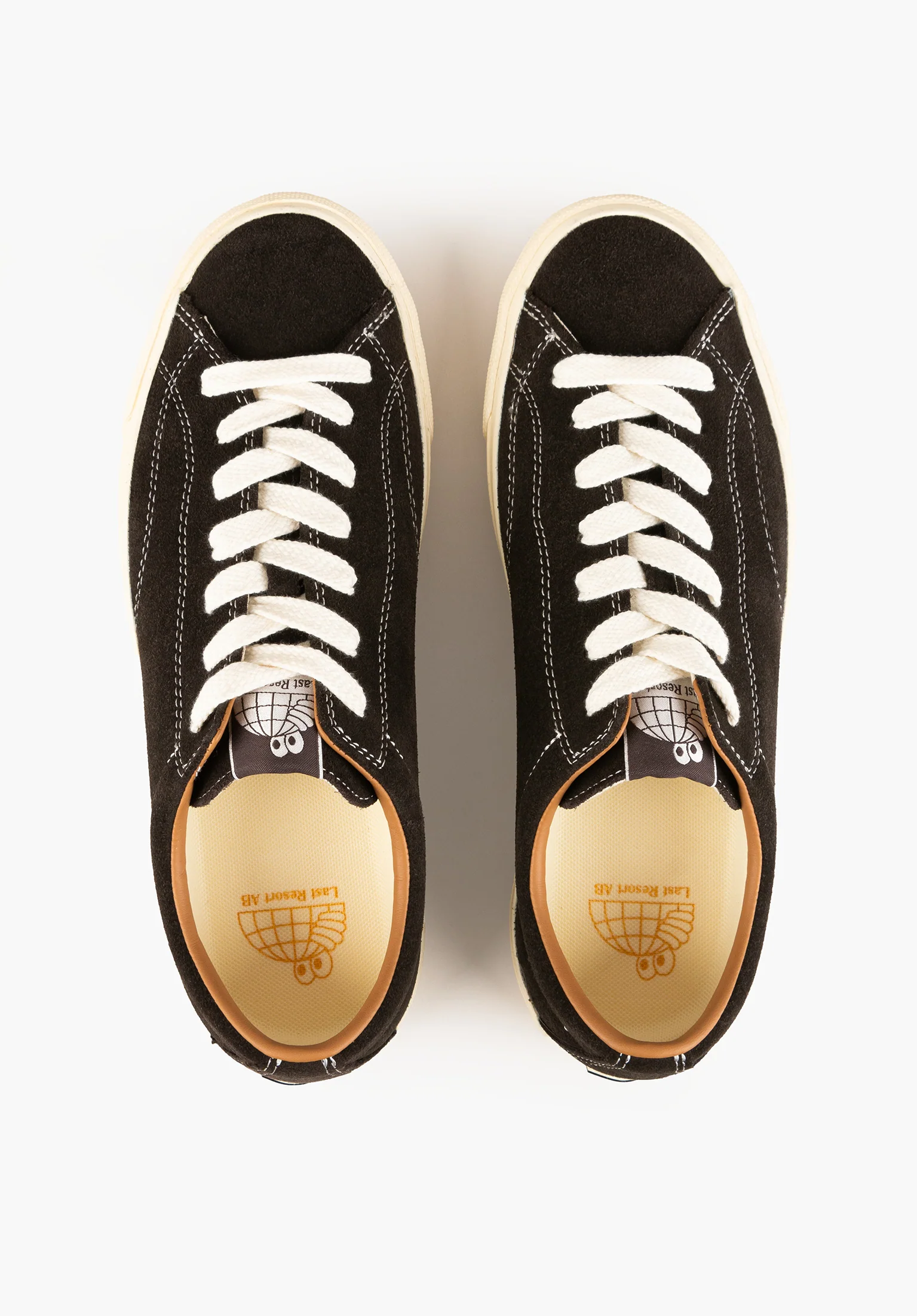 VM003 Suede Low