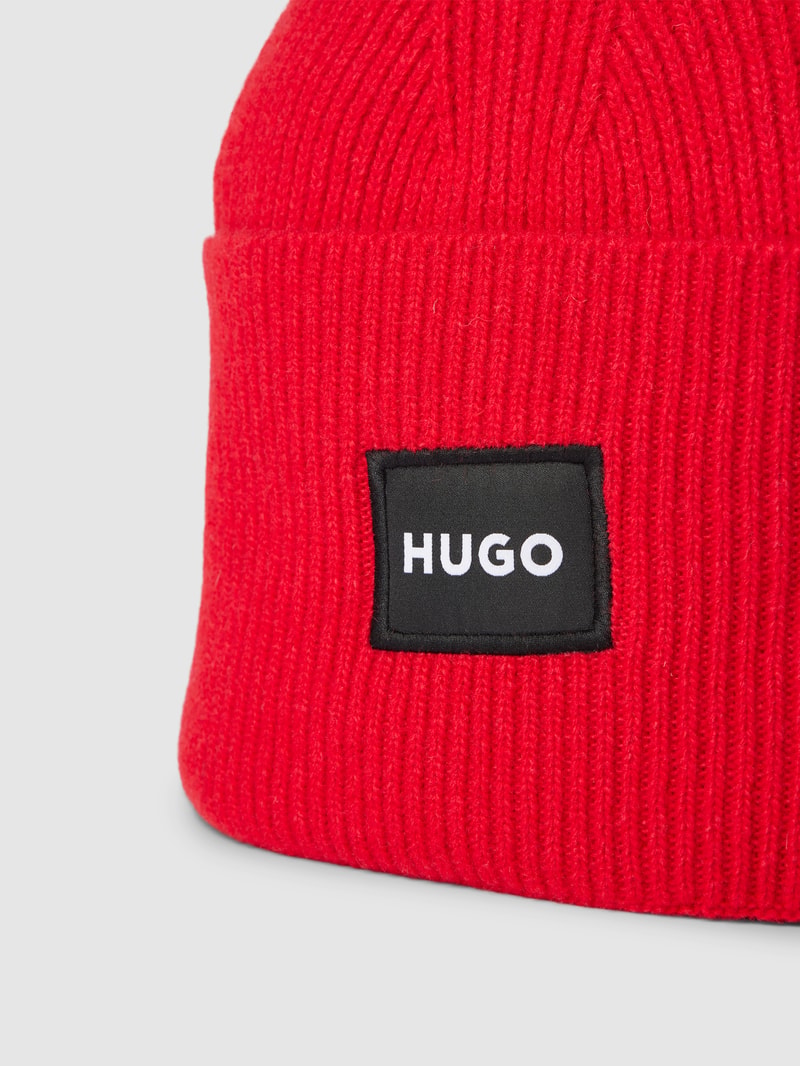 Beanie mit Label-Applikation Modell 'Xaff' in rot
