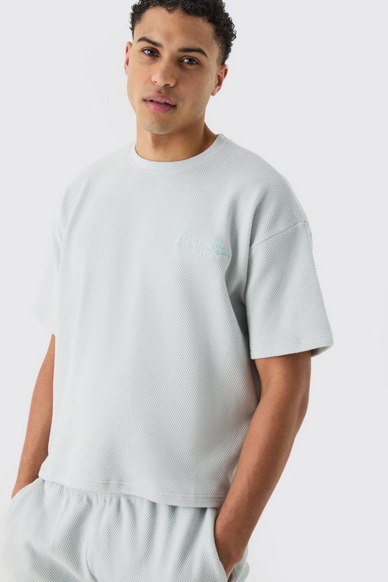 Kastiges Oversize T-Shirt und Shorts