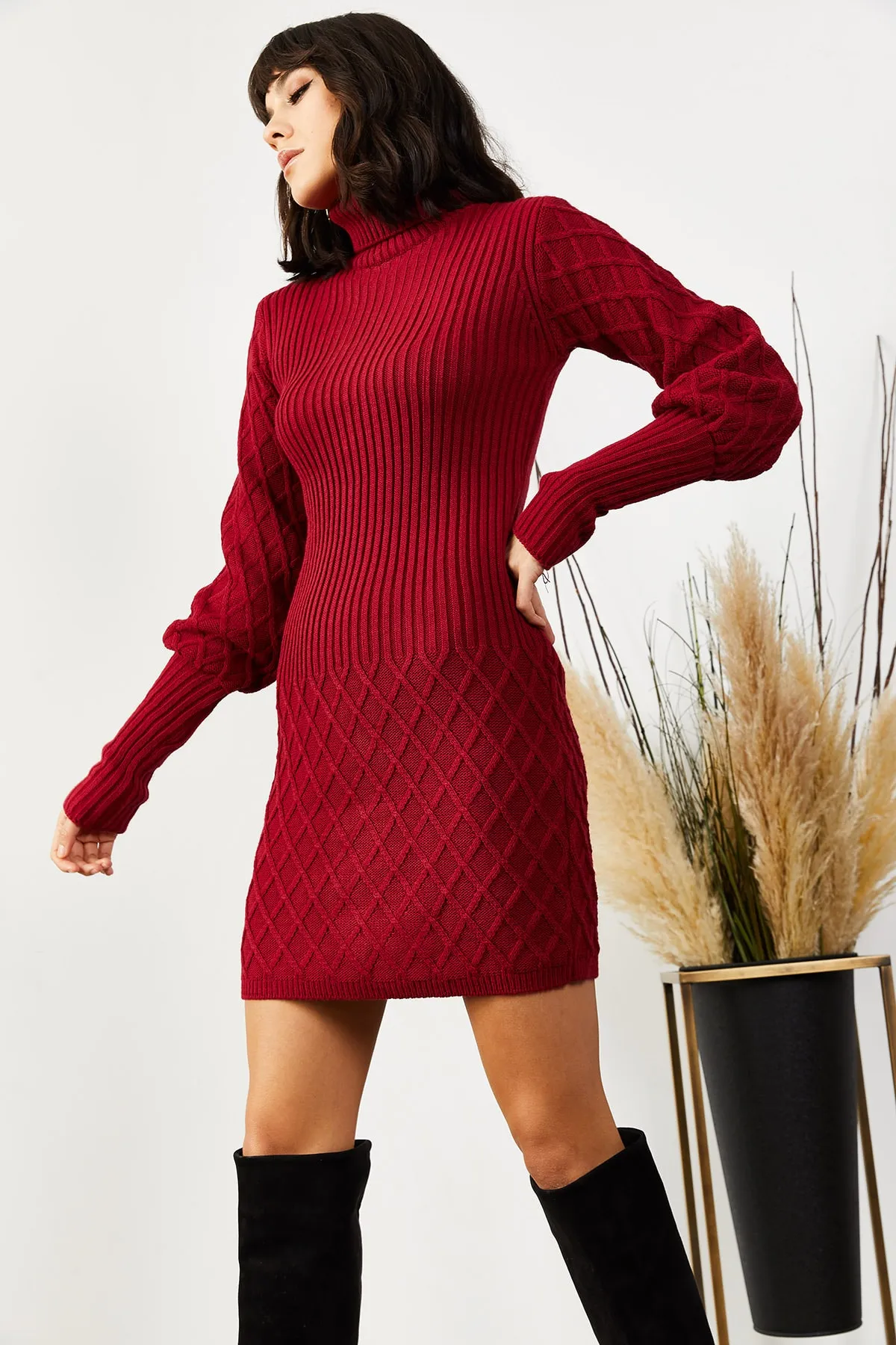 Olalook  Burgunderrotes Strickkleid mit Ärmeln und Rock für Damen ELB-19001302