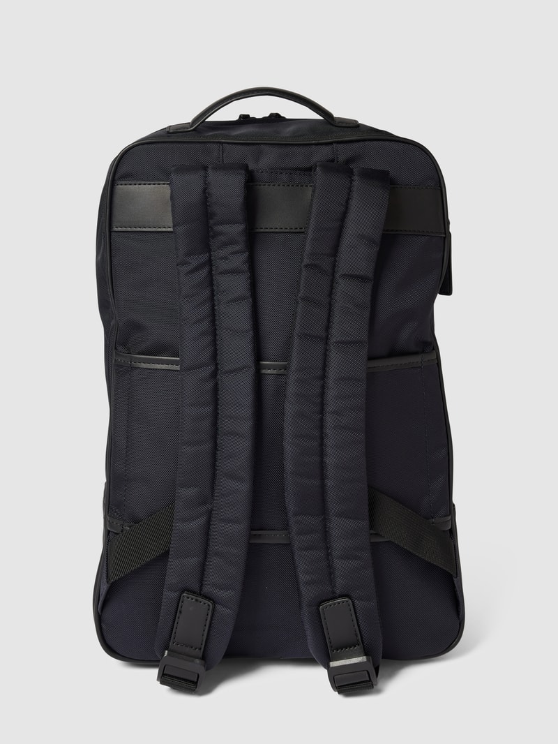 Rucksack mit tonalem Besatz in marineblau