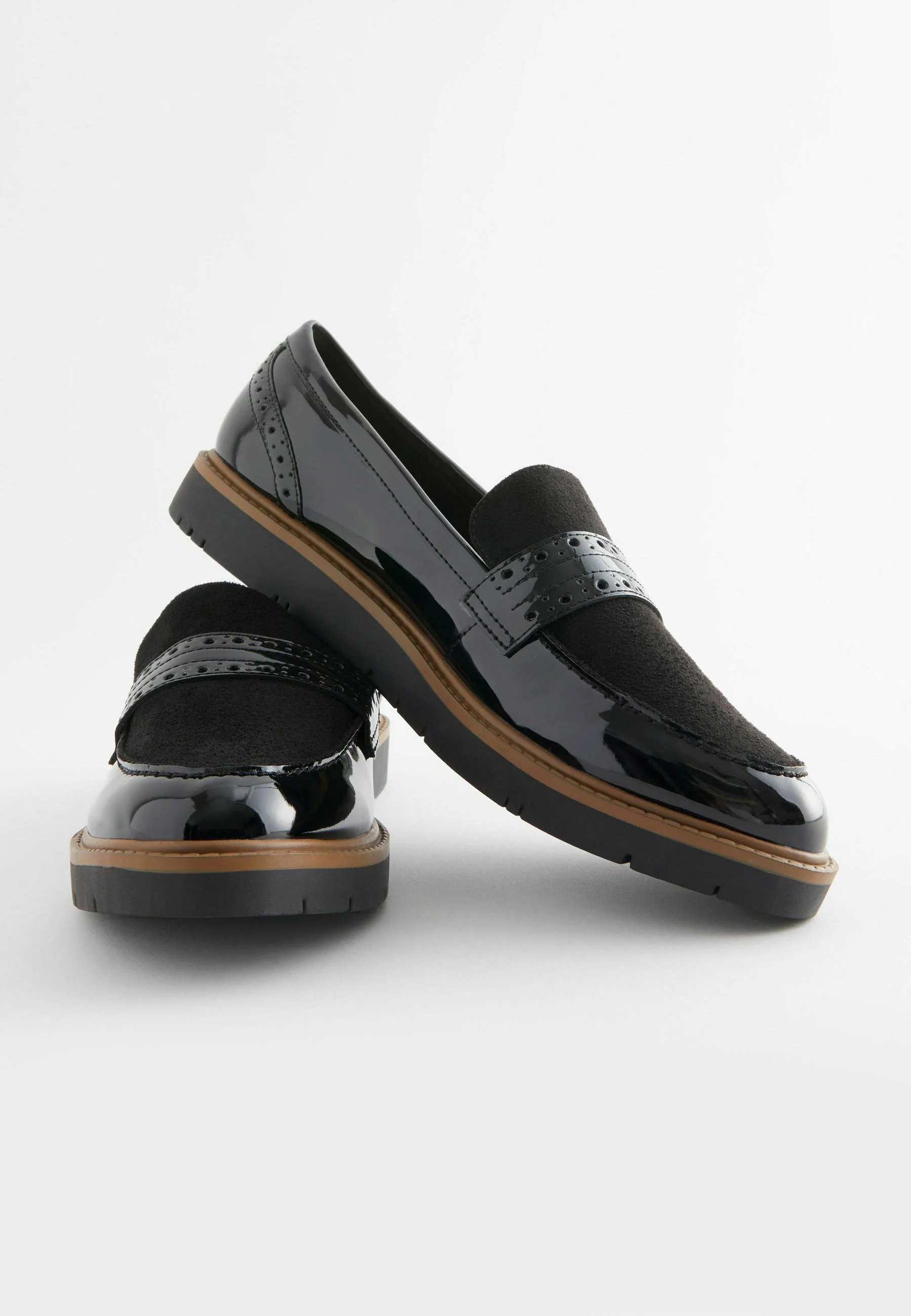 Siguiente FOREVER COMFORT® BROGUE DETAIL CHUNKY - Mocasines