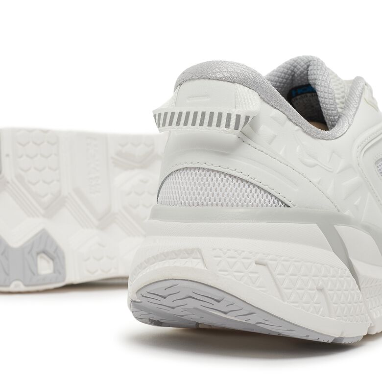 Hoka U Clifton L white/white