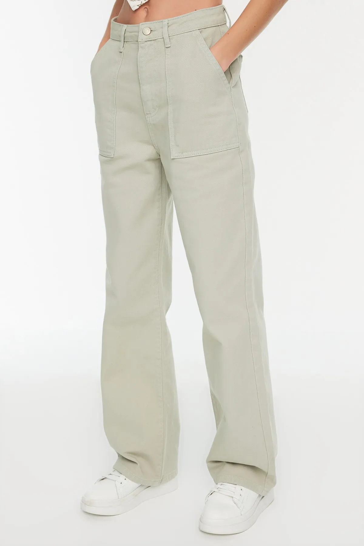 Trendyol Collection  Jeans mit hoher Taille und weitem Bein und Taschendetail in Steinoptik TWOAW22JE0595