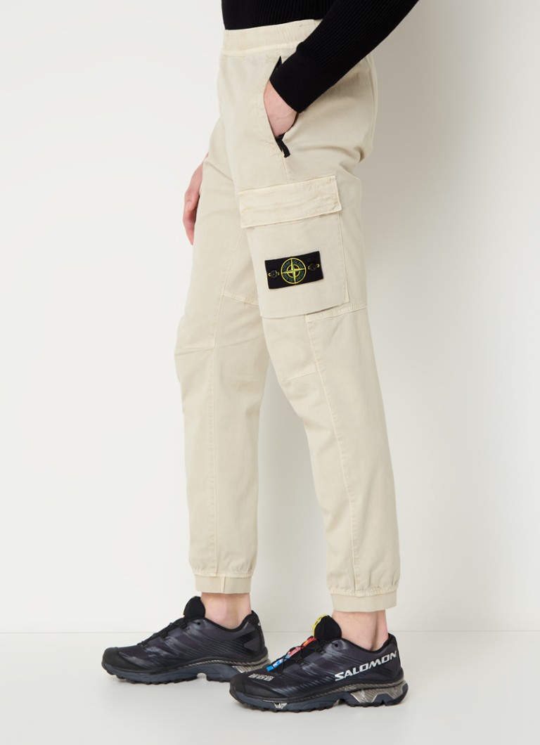 Pantaloni cargo conici Stone Island 313L1 cu logo