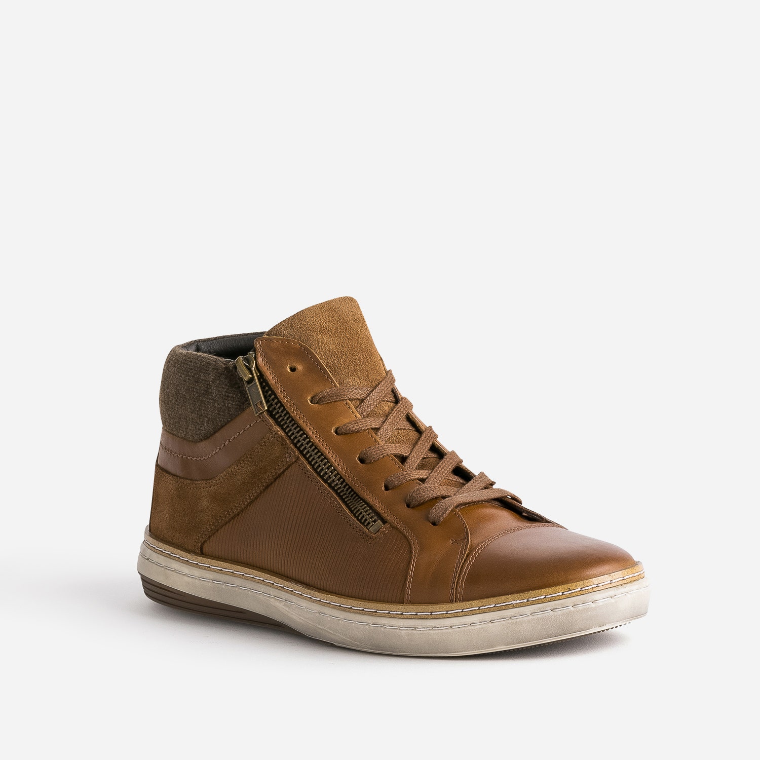 Basket cognac cuir empiècement textile