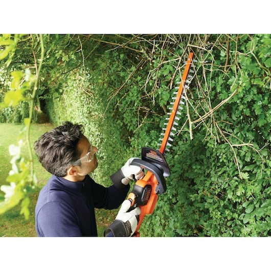 Black & Decker GTC18502PC-QW Cordless Hedge Trimmer 50 cm 18 Volt 2.0 Ah Li-ion