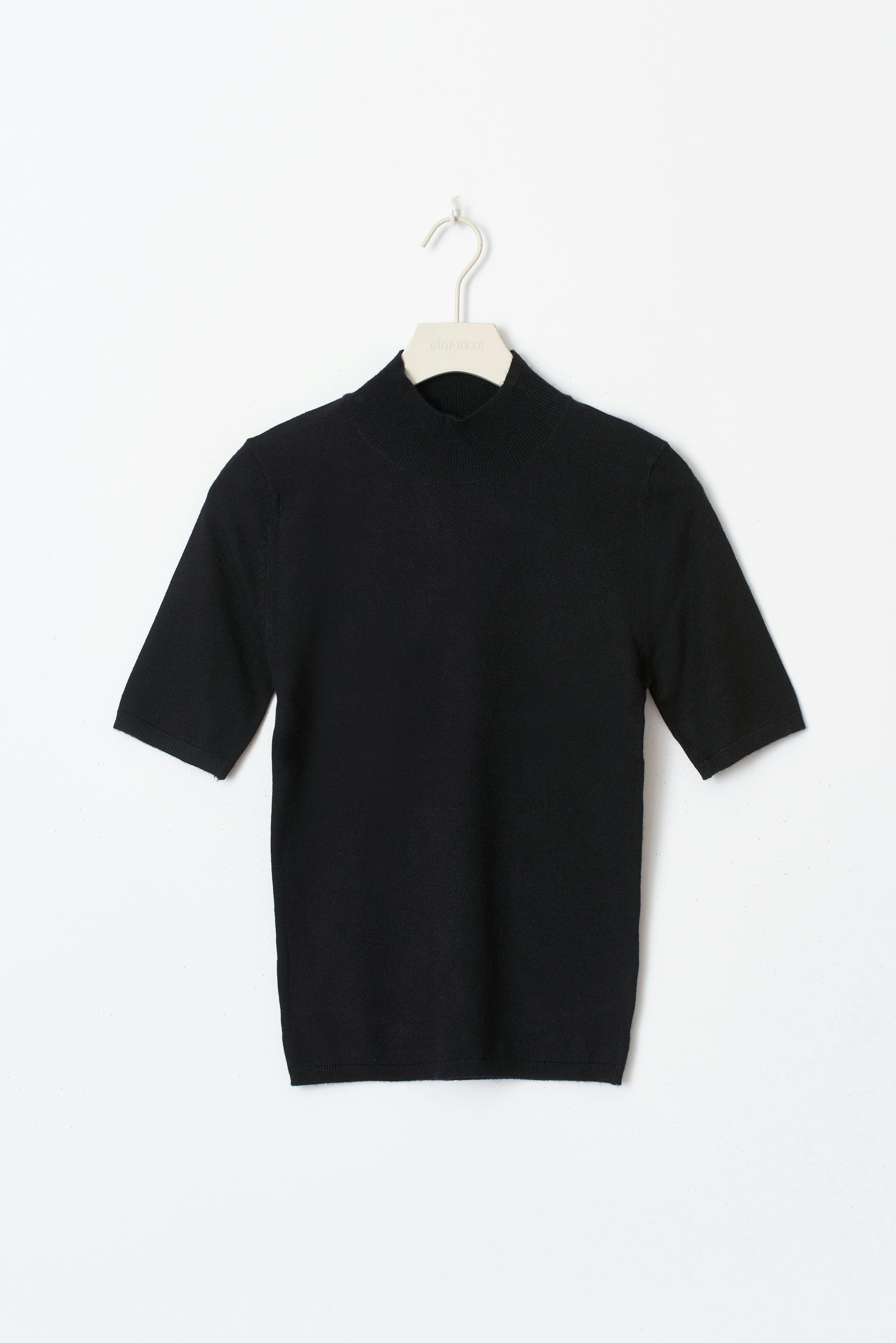 Knitted polo top