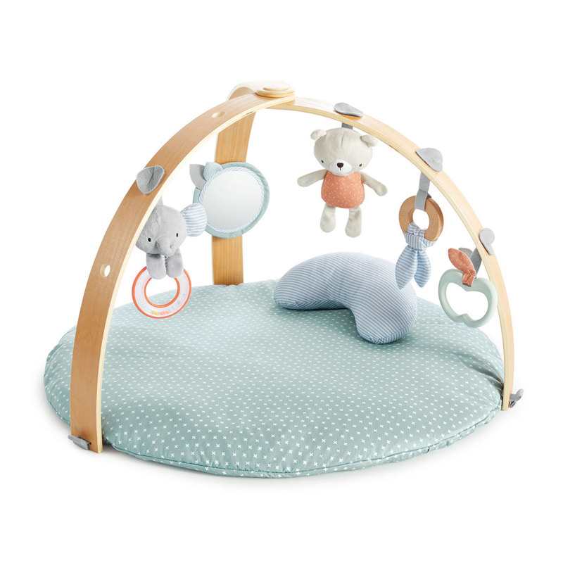 Tapis d'éveil grand confort avec arches en bois Cozy spot Ingenuity
