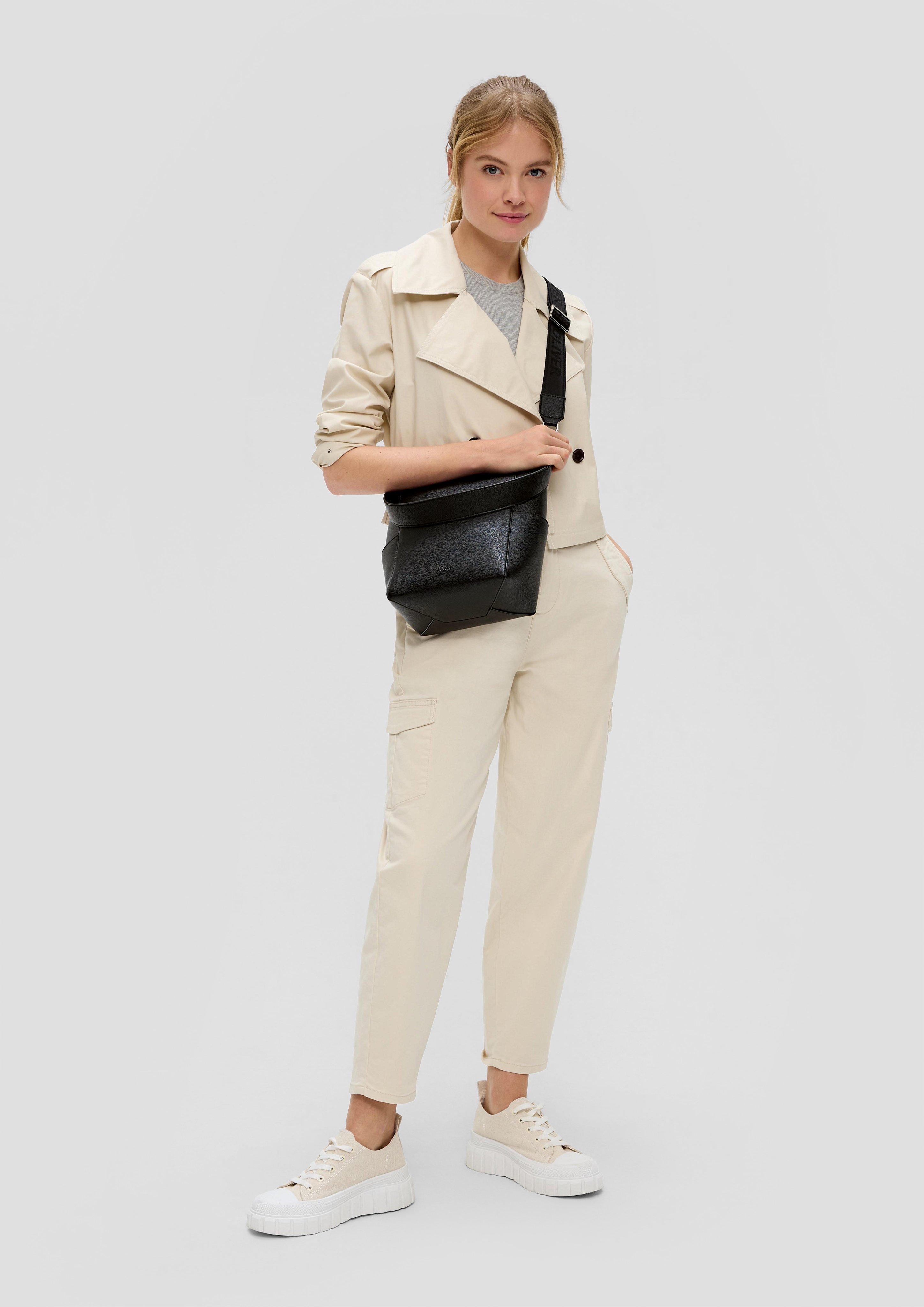 Shoulder Bag mit Logo-Schultergurt  2141328-9999