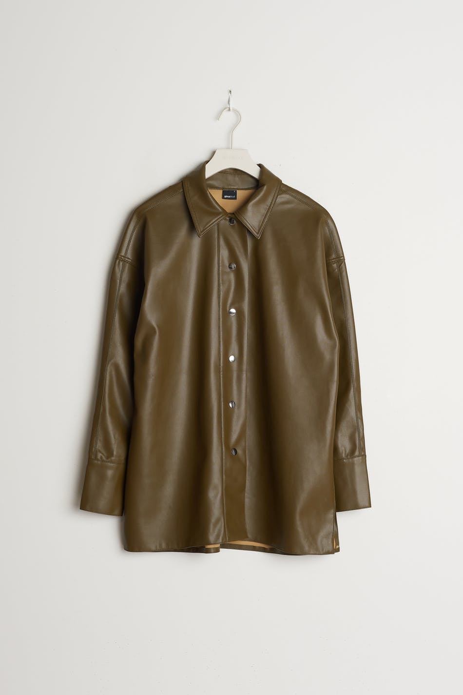Magda pu shirt