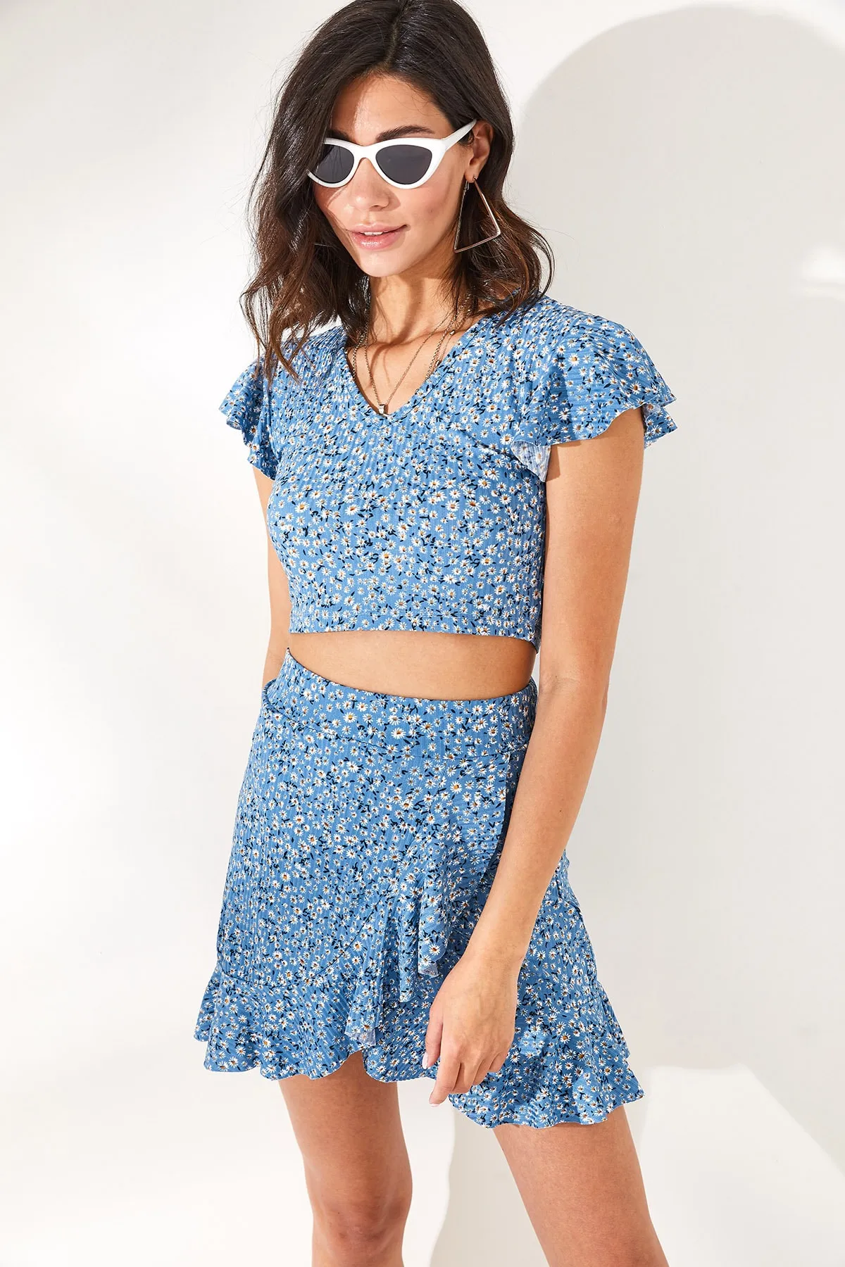 Olalook  Damen Set mit Wickelrock, Unterteil und Oberteil in Indigoblau mit Blumenmuster TKM-19000140