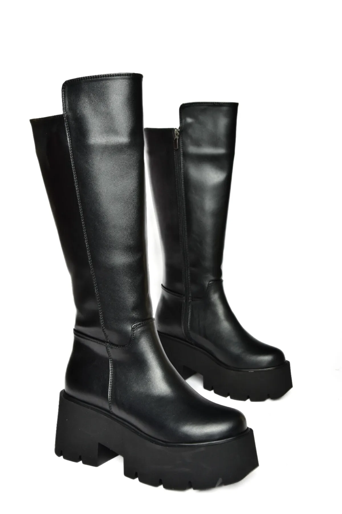 Fox Shoes  R610132009 Schwarze Damenstiefel mit dicken Sohlen