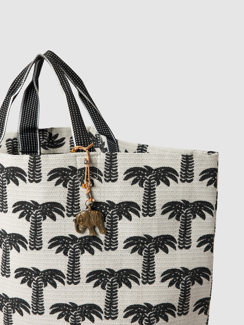 Shopper mit Allover-Motiv-Print in ecru