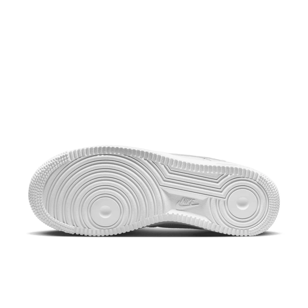 Nike Air Force 1 07 DZ4711-100 / weiss