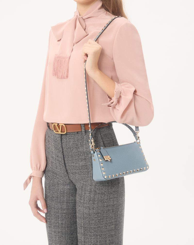 Bolsa de ombro pequena Rockstud em couro de bezerro granulado
