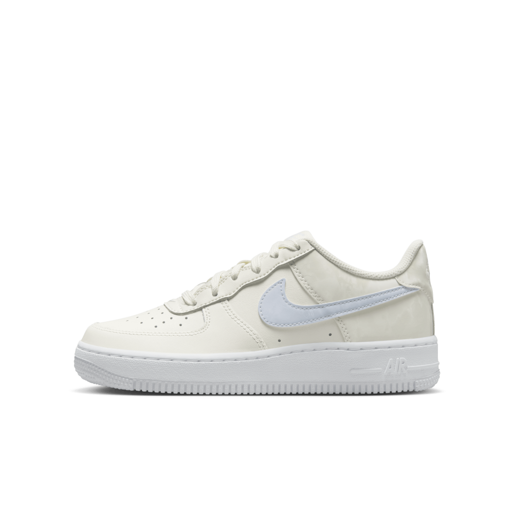 Nike Air Force 1 GS CT3839-110 / weiss