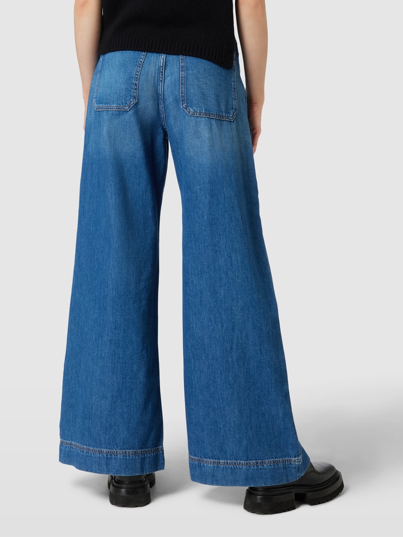 Jeans mit Label-Patch Modell 'VEGA' in jeans