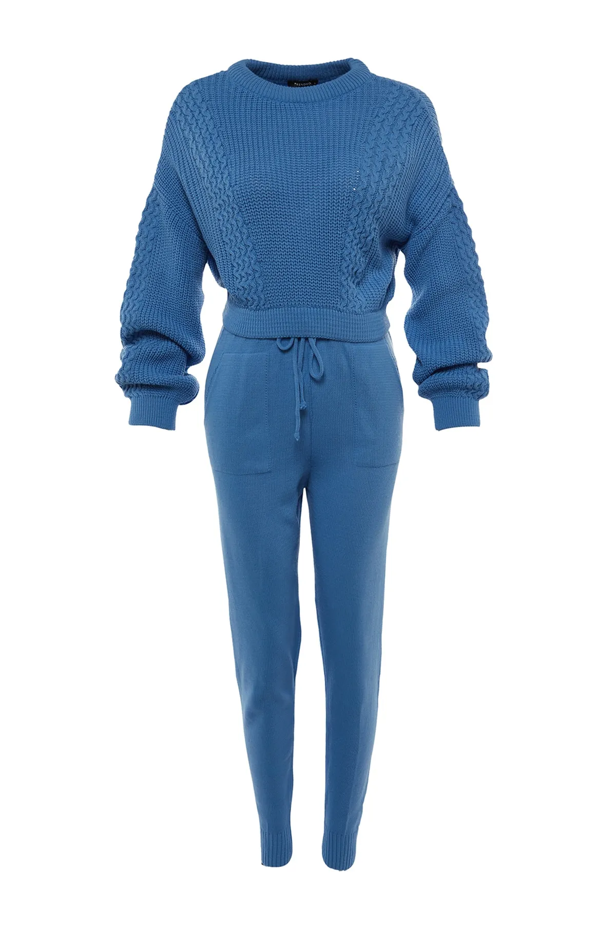 Trendyol Collection  Blaues, kurzes Strickoberteil und -unterteil im Set mit Rundhalsausschnitt TWOAW21AU0047