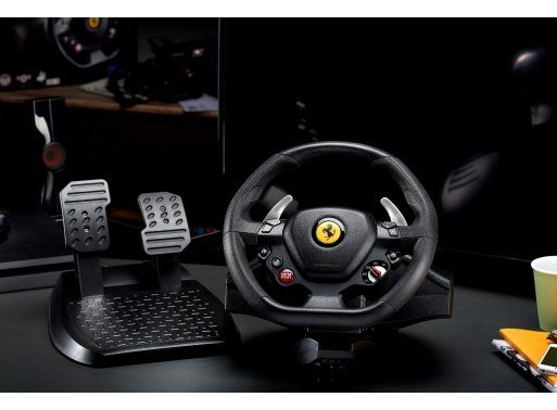 Thrustmaster T80 Ferrari 488 GTB Edition Lenkrad