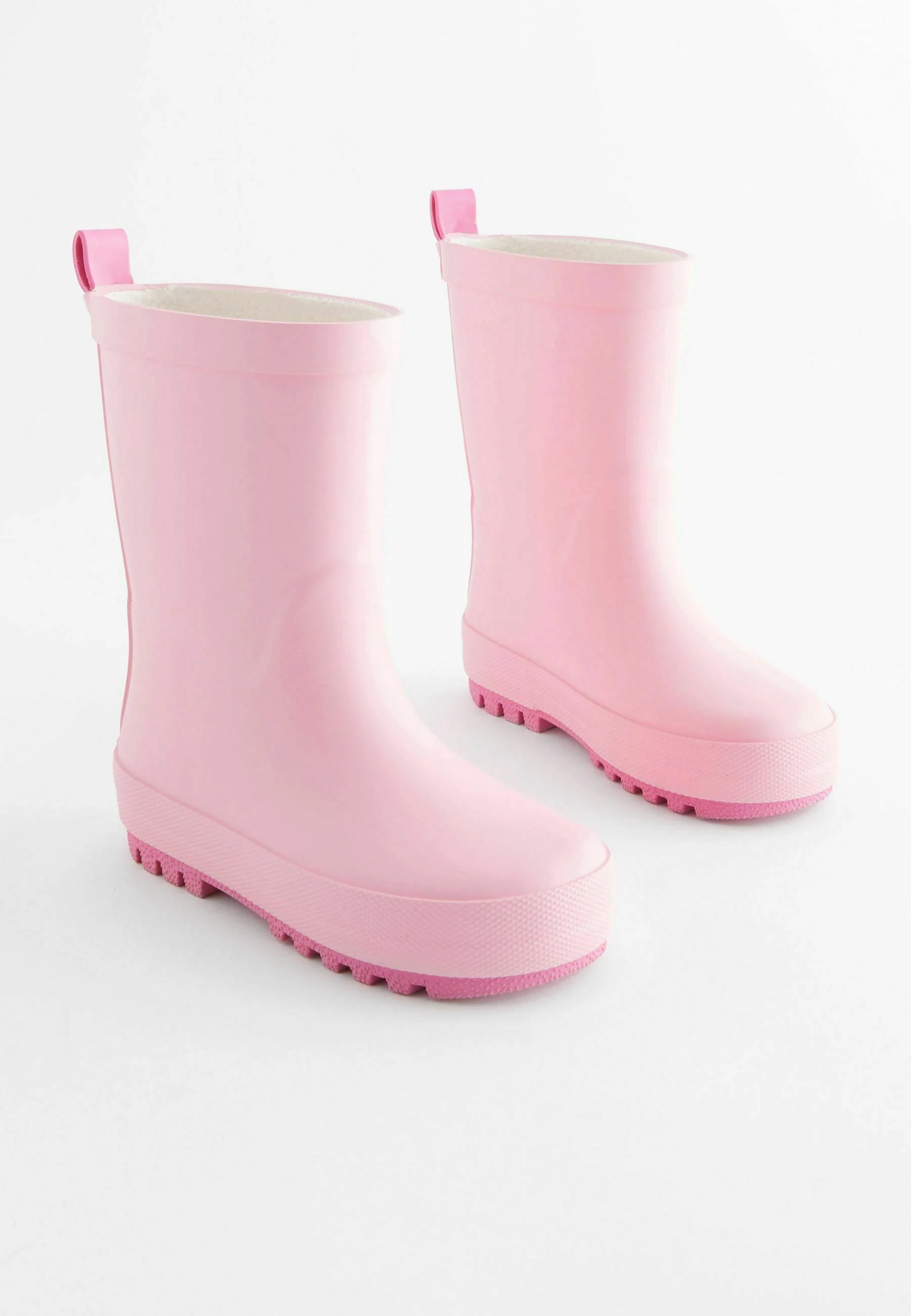 Siguiente ESTÁNDAR DE PERSONAJE - Botas de goma