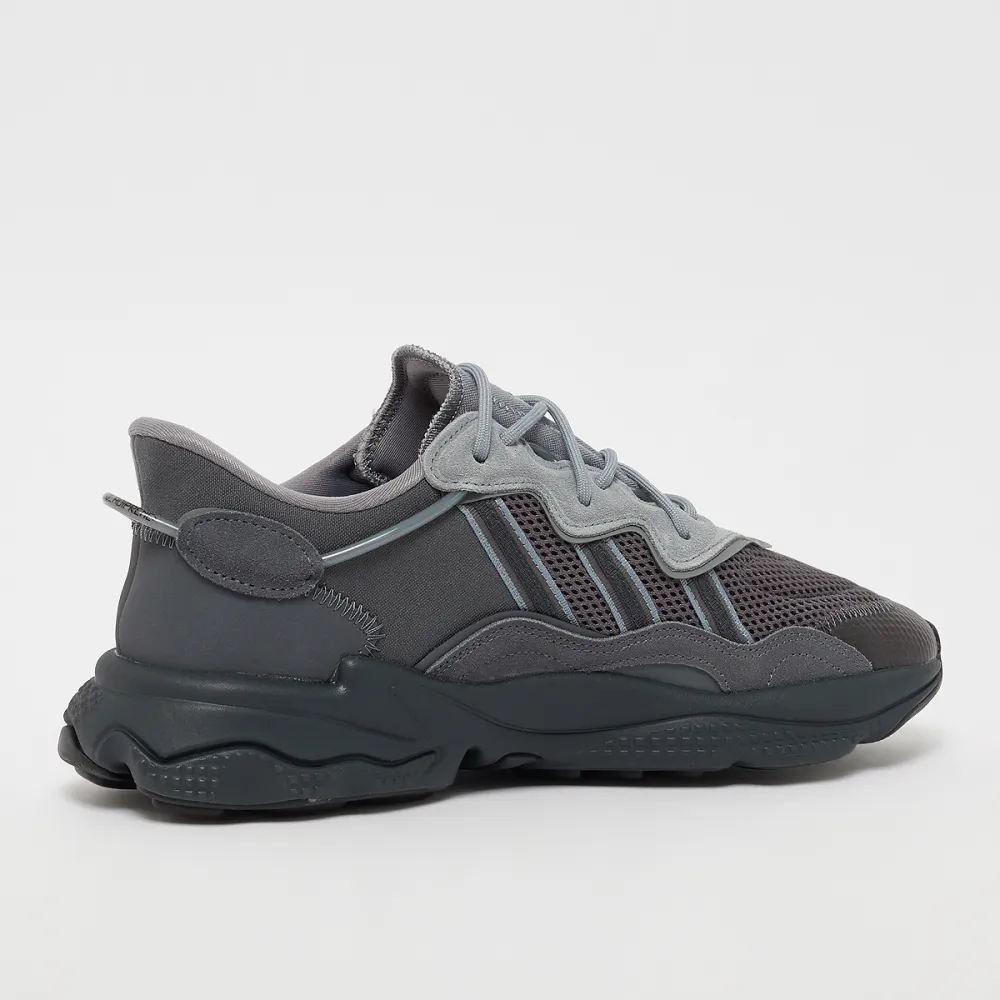adidas Ozweego ID9818 / grau