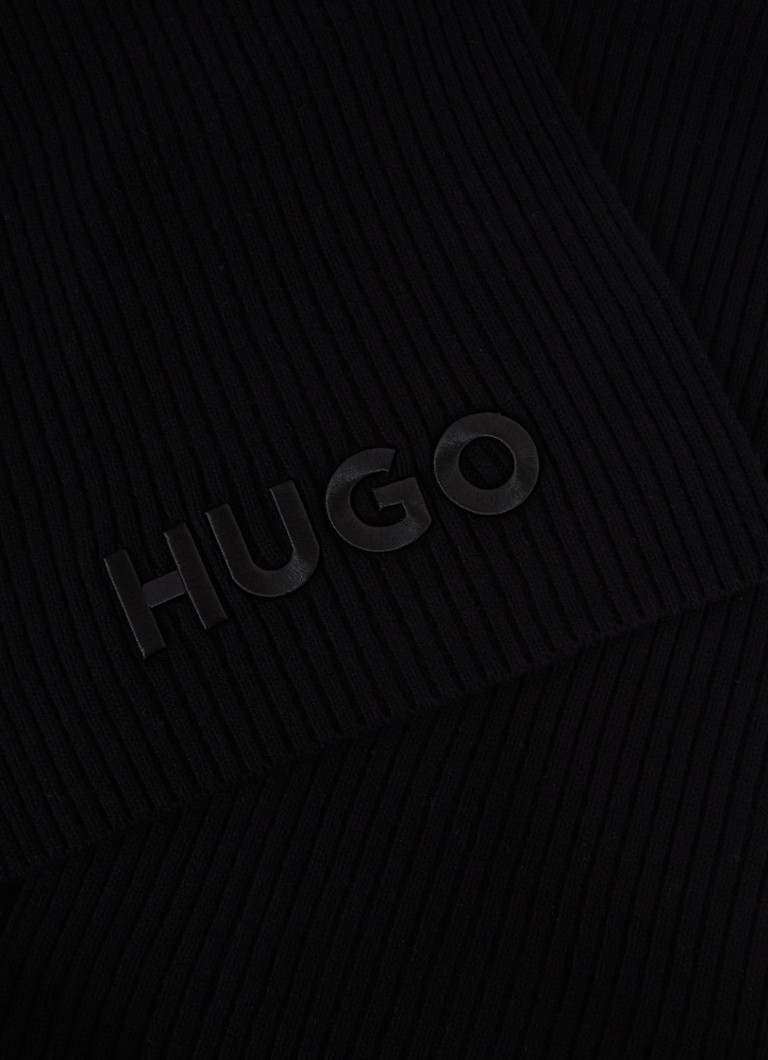 HUGO BOSS Shelf scarf with logo embroidery 220 x 35 cm