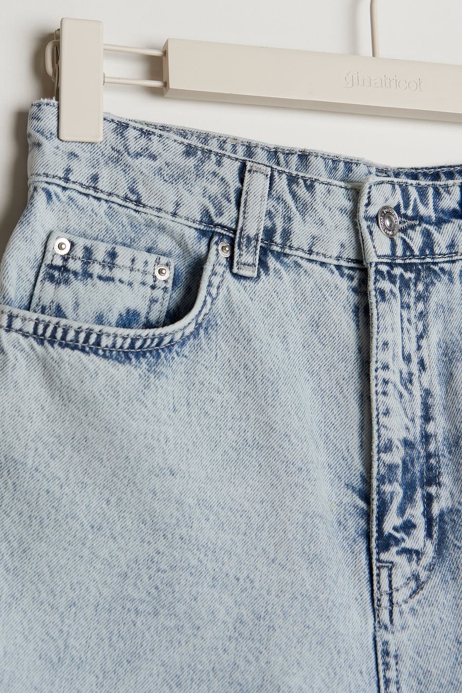 Dagny mom shorts