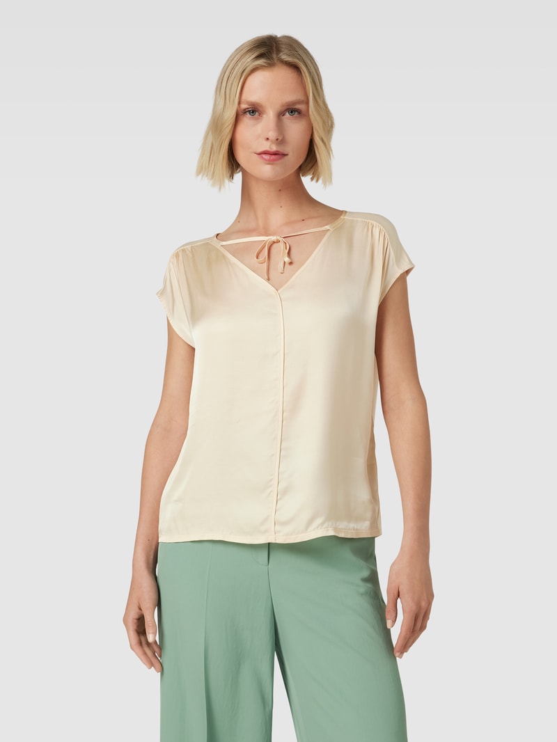 T-Shirt mit V-Ausschnitt in sand
