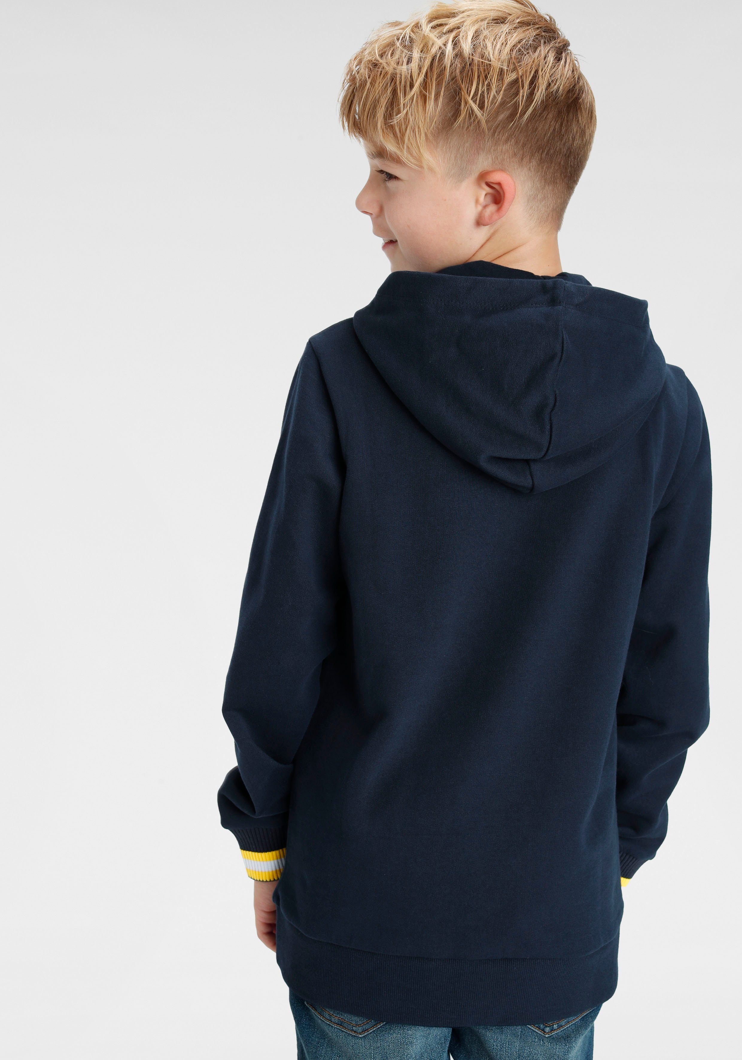 Bench. Kapuzensweatshirt mit großer Frottee-Applikation